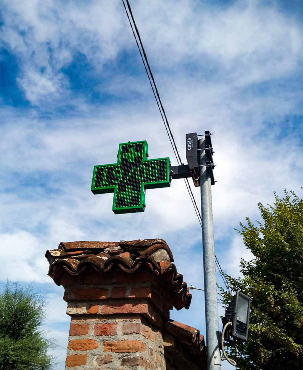 Croce a LED GREEN: Farmacia Fusar Poli