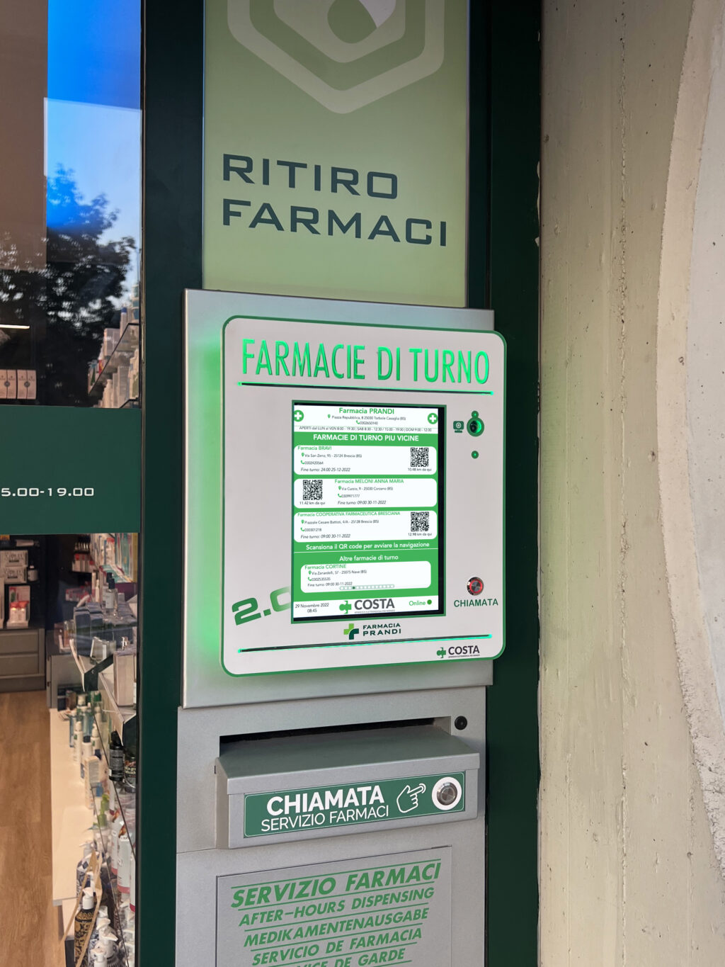 Bacheca dei turni SIMPLY LED: Farmacia Prandi