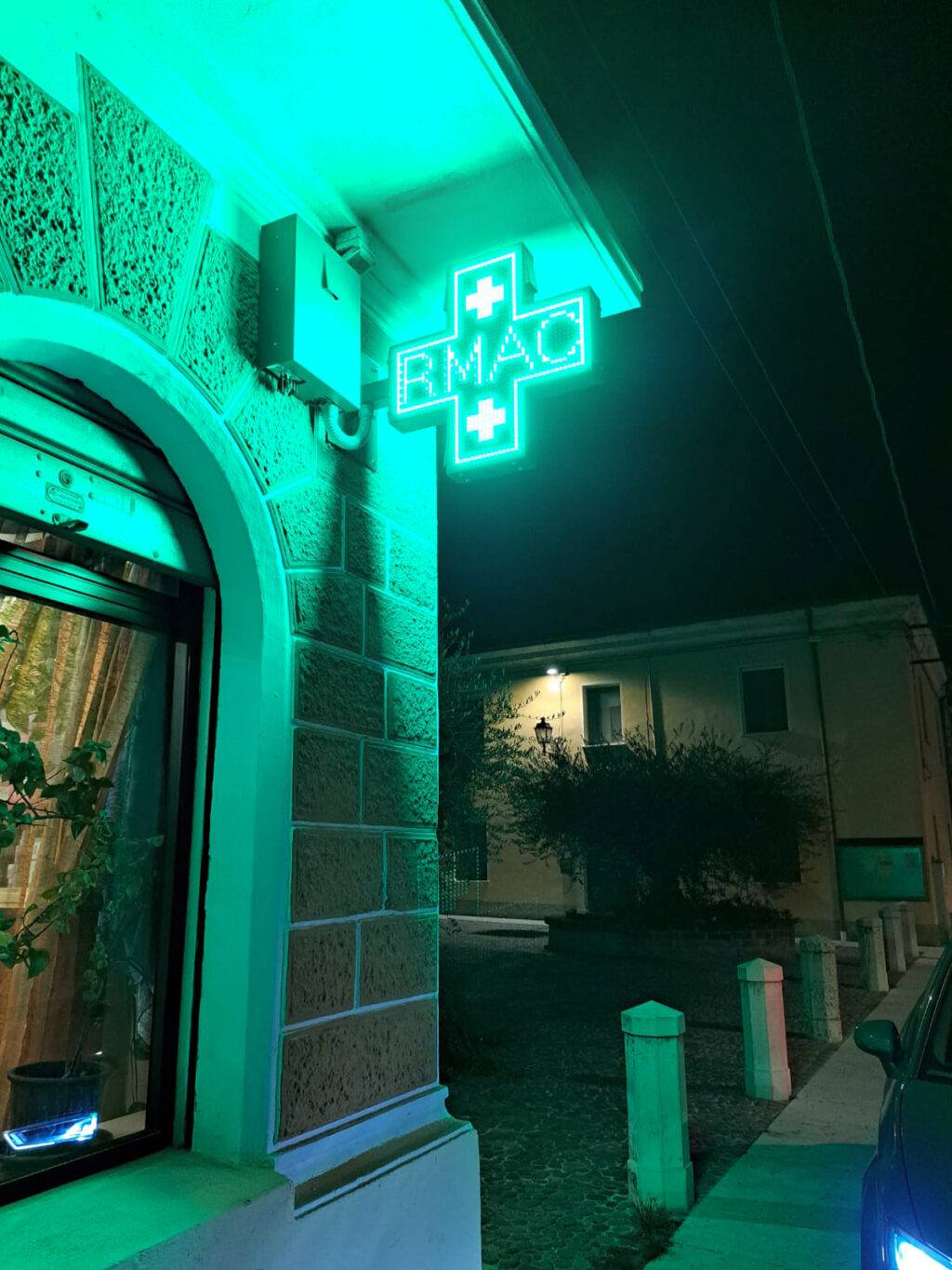 Croce a LED COMBO: Farmacia Santa Chiara