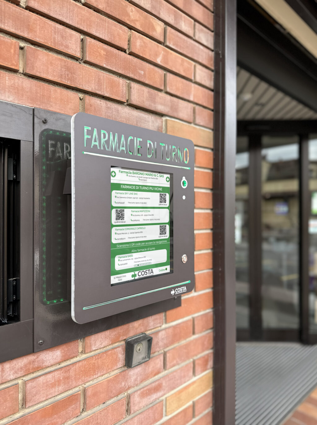 Bacheca dei turni SIMPLY LED: Farmacia Baronio