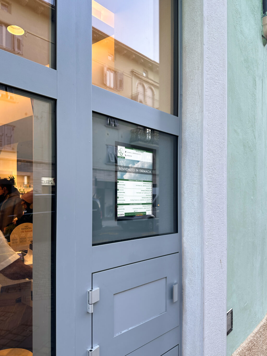 Bacheca dei turni SIMPLY LED: Farmacia Thaler